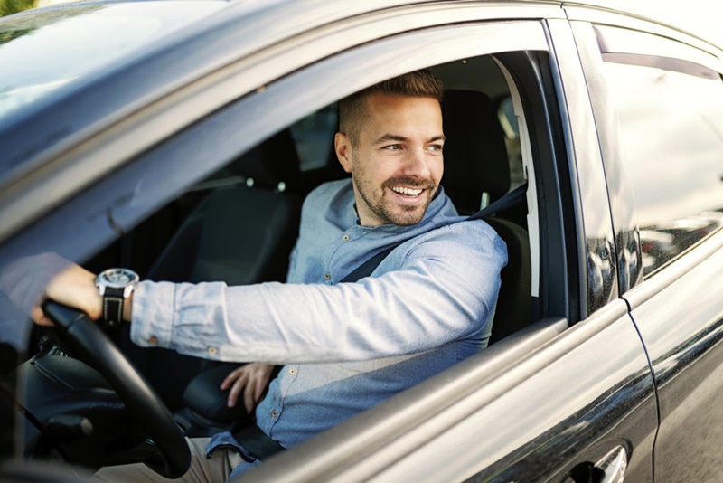 Compre auto com maiores porta-malas: Sedãs